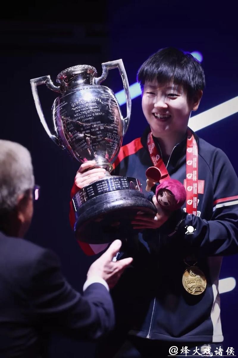 多哈连轴转，打完冠军赛紧接着球星挑战赛，国乒这次重在试验双打新组合